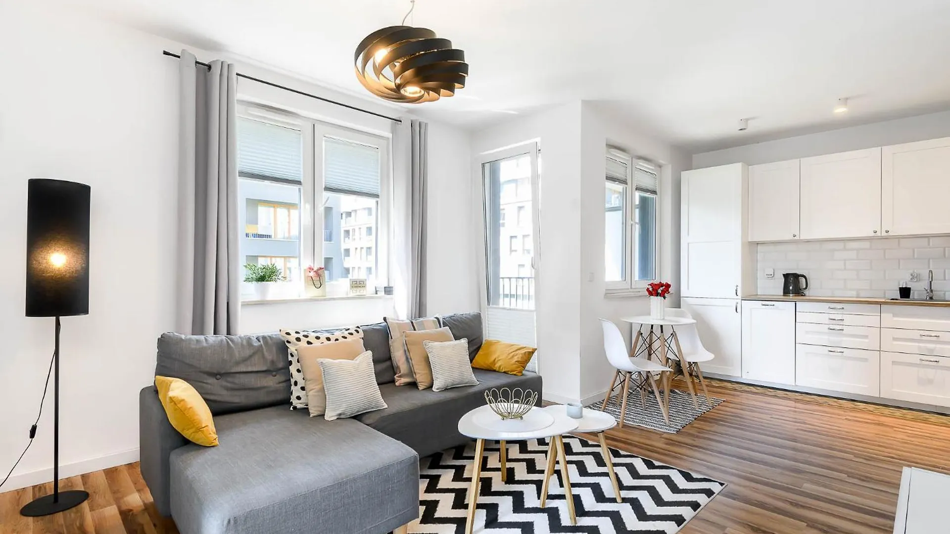 Sunny Apartment In Zablocie! Krakow