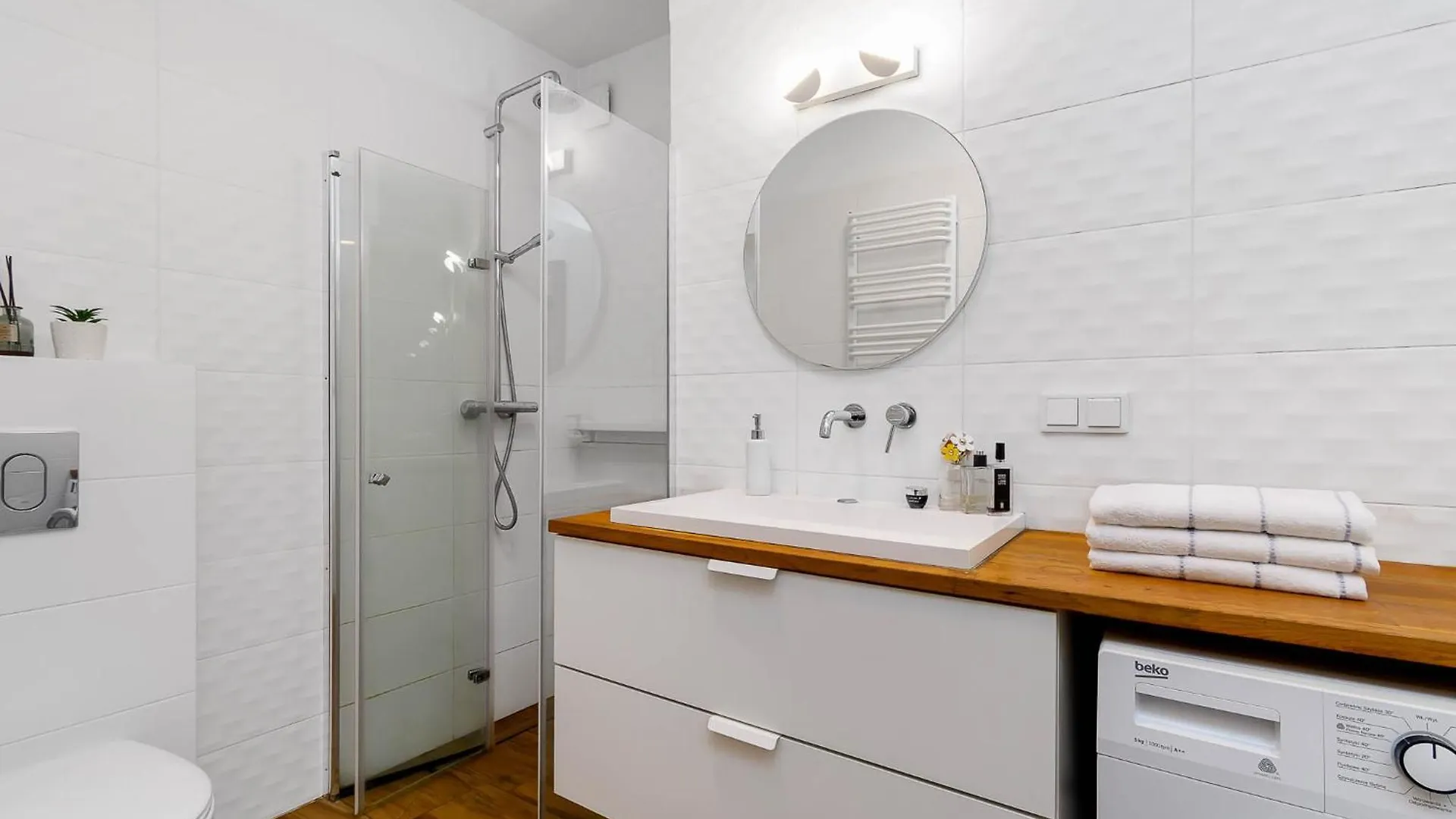 Sunny Apartment In Zablocie! Krakow
